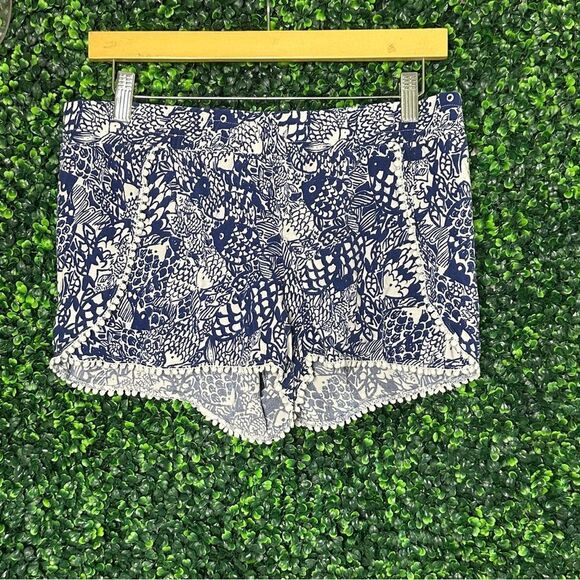 Lilly Pulitzer Blue Fish Shorts Target Sz M - Picture 1 of 5
